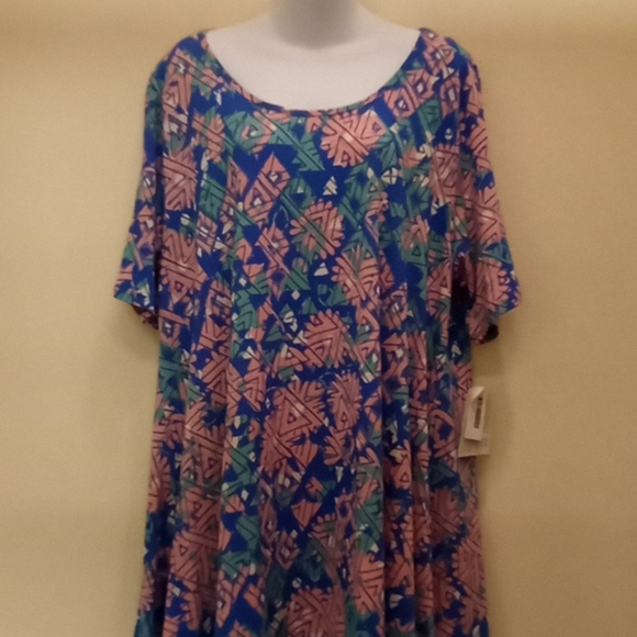 LLR Floral & Geometric Printed  Perfect T Tu… - Picture 4 of 15
